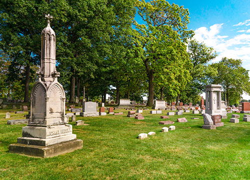 Fort Wayne Catholic Cemetery headstones